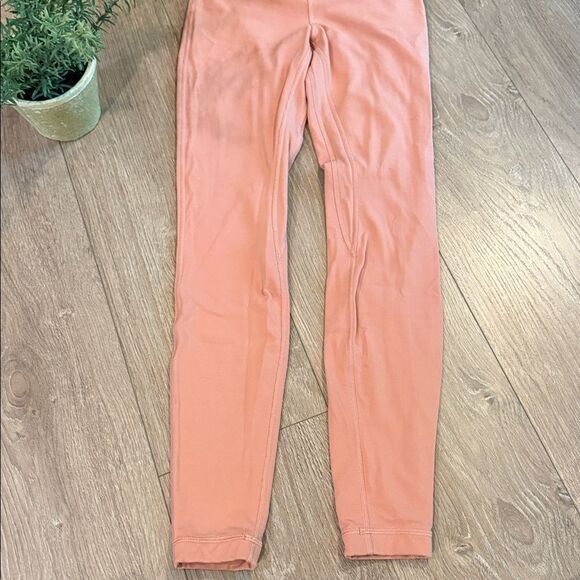 LULULEMON PEACHY PINK COLD WEATHER ALIGN LEGGINGS SIZE 4 EUC - Picture 4 of 5
